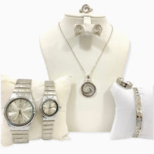 Load image into Gallery viewer, Combo Couple Watch &amp; Necklace Set
